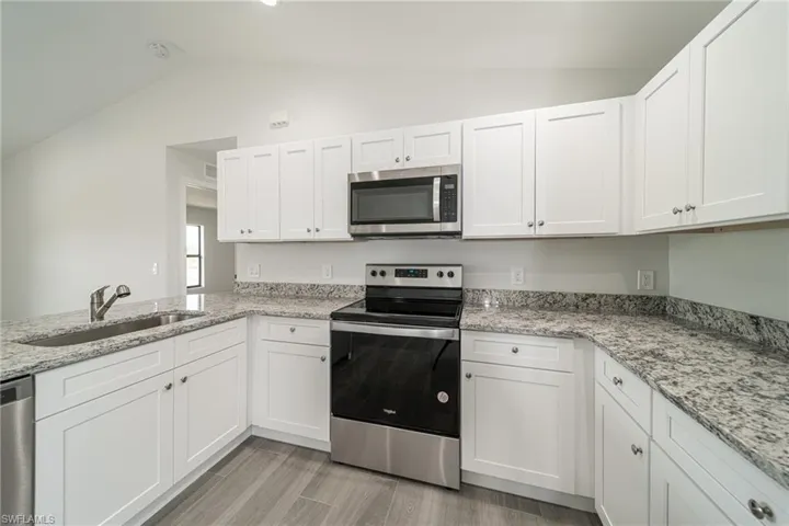 2713  72nd W ST, Lehigh Acres, FL 33971