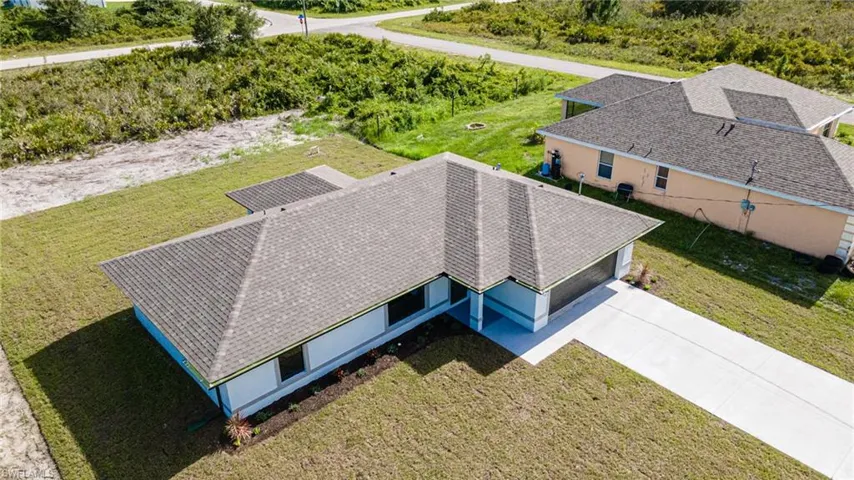 2713  72nd W ST, Lehigh Acres, FL 33971