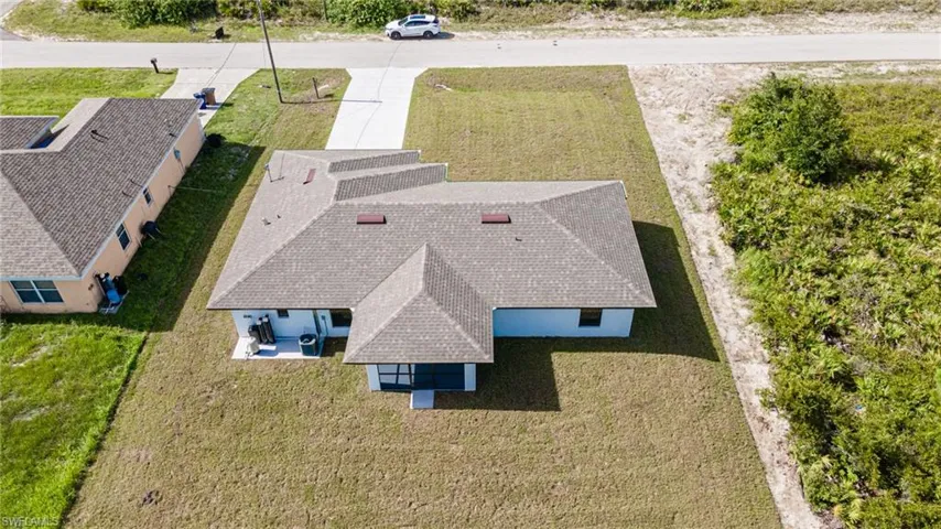 2713  72nd W ST, Lehigh Acres, FL 33971