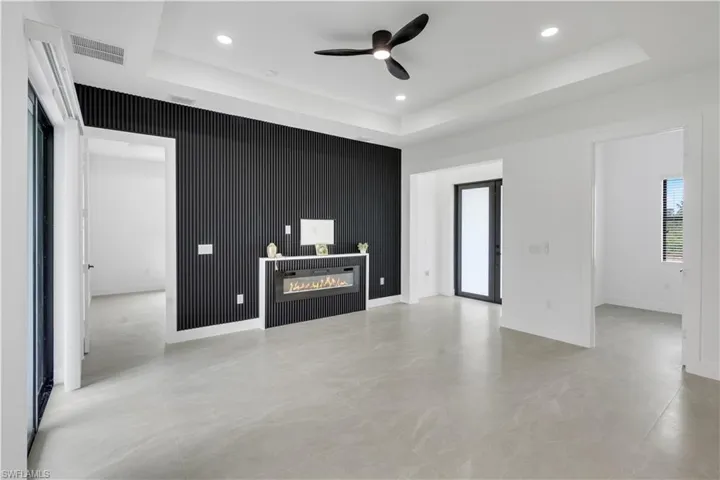 1047 Merry St E, Lehigh Acres, Florida 33974