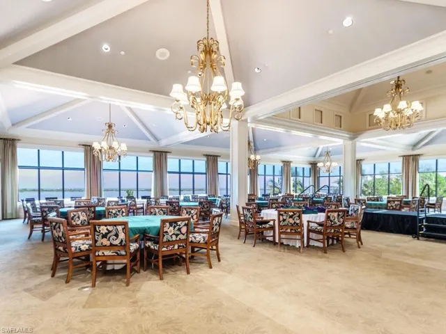 Beach Club Dining Area