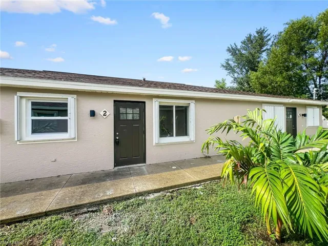 1321 Se 8th Ave 5, Cape Coral, Florida 33990