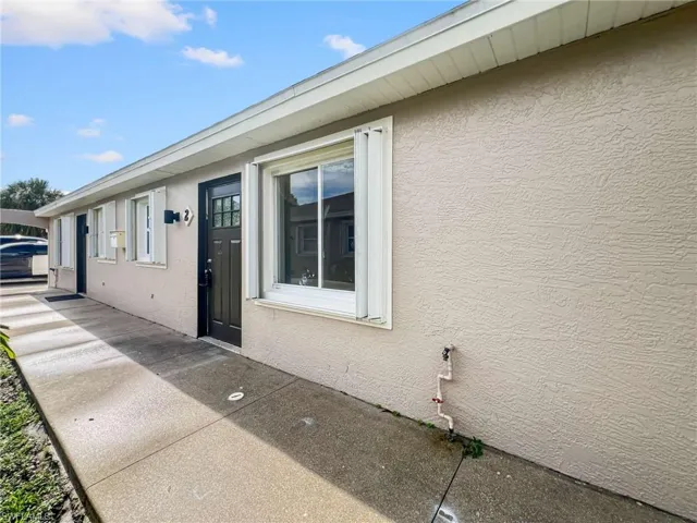 1321 Se 8th Ave 5, Cape Coral, Florida 33990