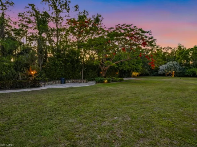 7051 Hunters Rd, Naples, Florida 34109