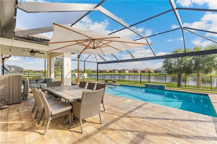 Sellers are Leaving the Large Umbrella for Your Enjoyment!