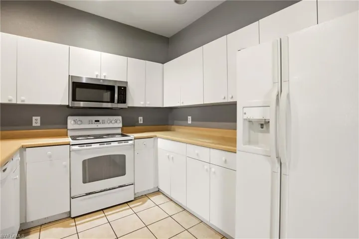 2433 George Ave S, Lehigh Acres, Florida 33973
