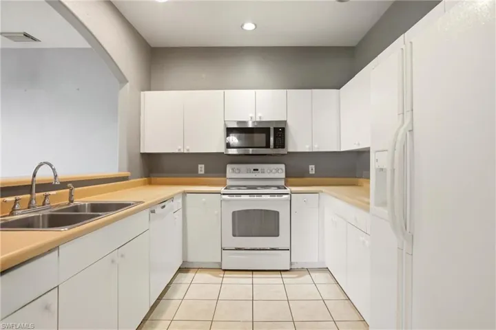 2433 George Ave S, Lehigh Acres, Florida 33973