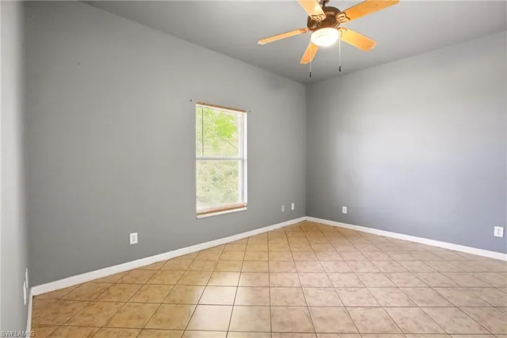 2433 George Ave S, Lehigh Acres, Florida 33973