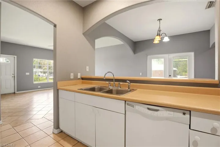 2433 George Ave S, Lehigh Acres, Florida 33973