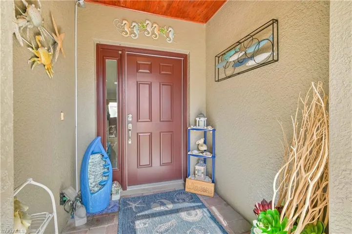 3889  Tilbor  CIR, Fort Myers, FL 33916