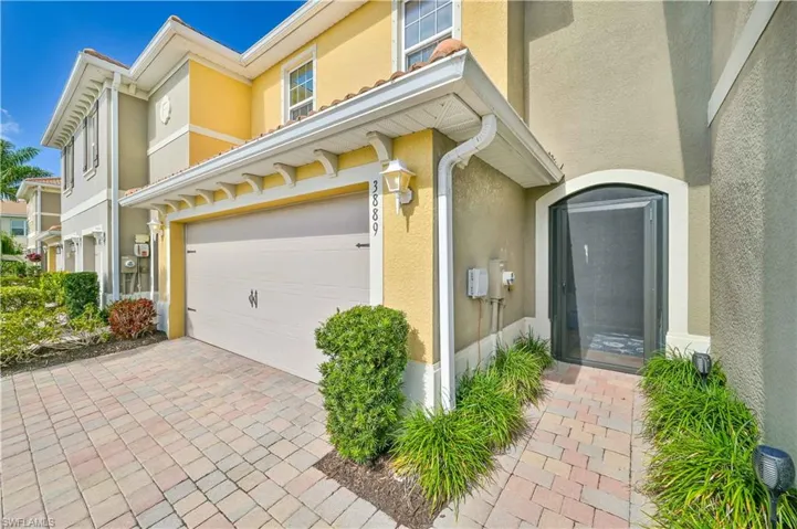 3889  Tilbor  CIR, Fort Myers, FL 33916