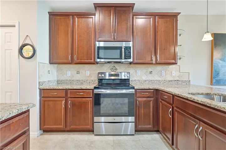 3889  Tilbor  CIR, Fort Myers, FL 33916
