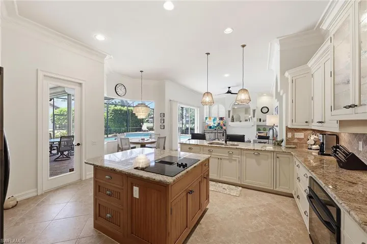 13360 Bridgeford Ave, Bonita Springs, Florida 34135