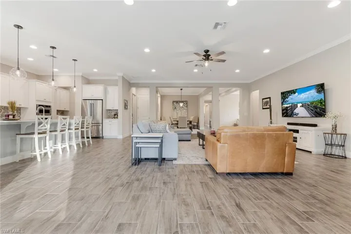 3684  Pilot  CIR, Naples, FL 34120