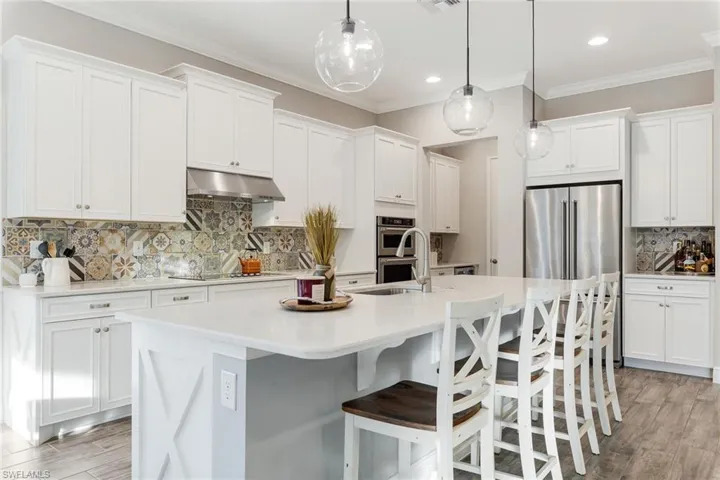 3684  Pilot  CIR, Naples, FL 34120