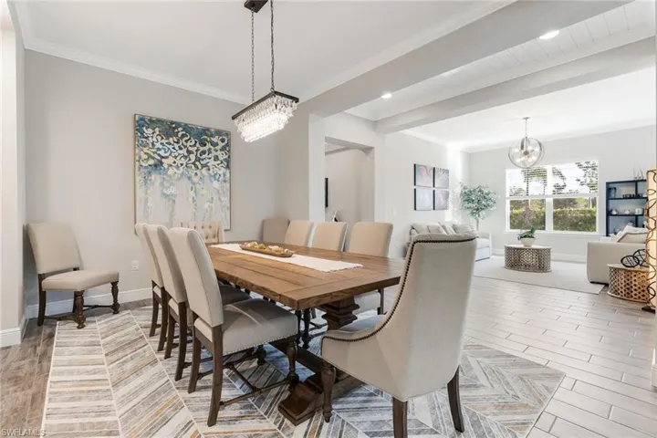 3684  Pilot  CIR, Naples, FL 34120