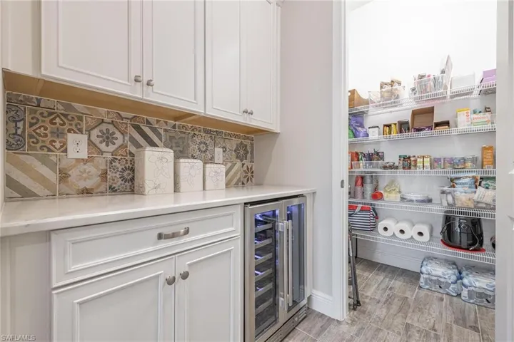3684  Pilot  CIR, Naples, FL 34120
