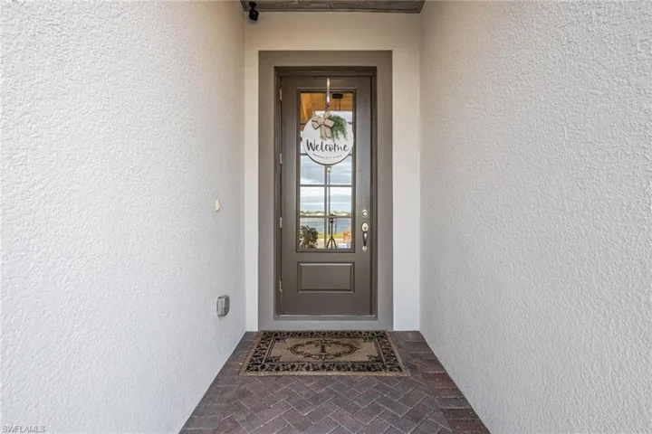 3684  Pilot  CIR, Naples, FL 34120