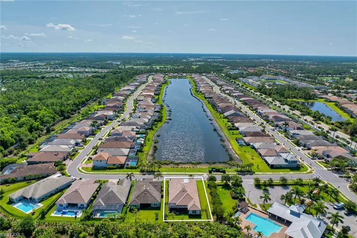 3684  Pilot  CIR, Naples, FL 34120