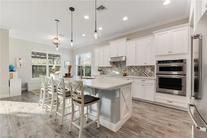 3684  Pilot  CIR, Naples, FL 34120