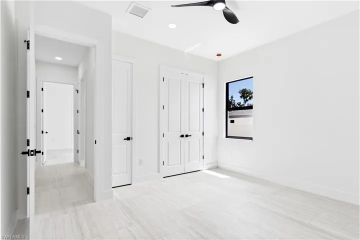 2251 Sw 2nd Ter, Cape Coral, Florida 33991