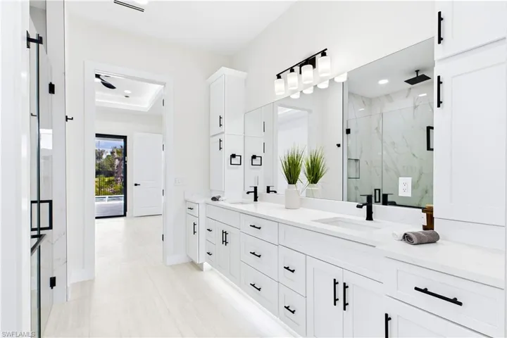 Private water closet & natural light create BRIGHT & SERENE RETREAT!
