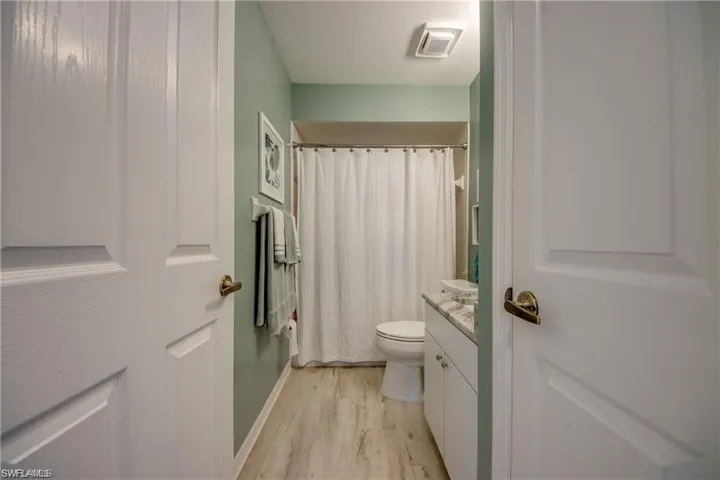 2nd Bathroom