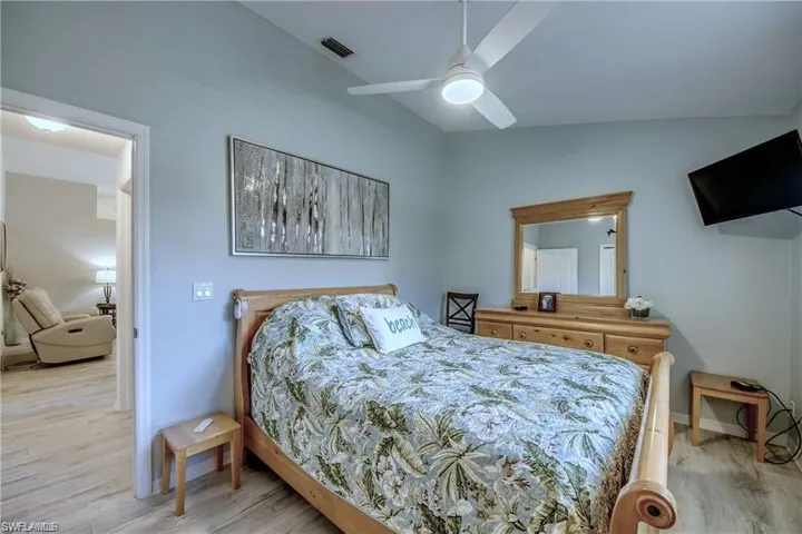 2nd Bedroom