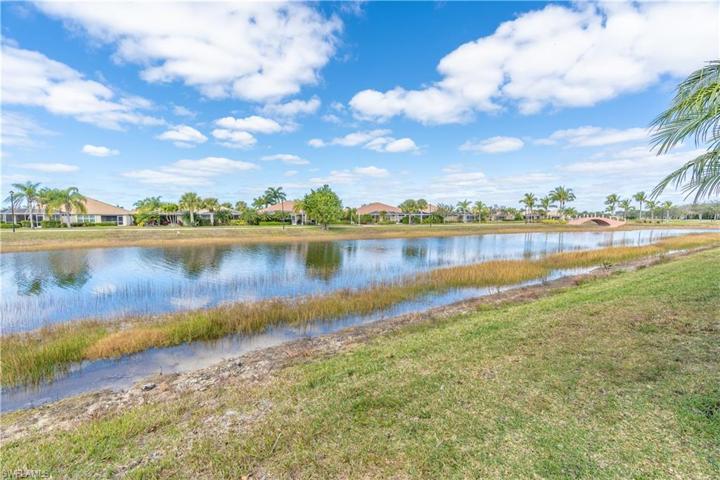 8506 Deimille CT, NAPLES FL 34114