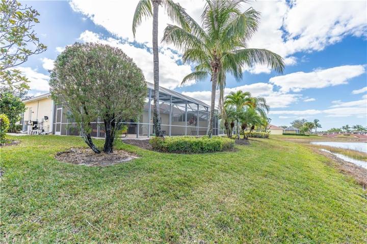 8506 Deimille CT, NAPLES FL 34114