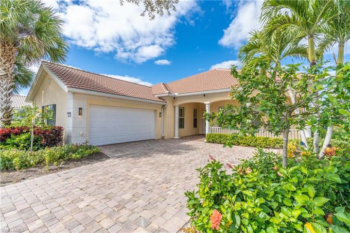 8506 Deimille CT, NAPLES FL 34114