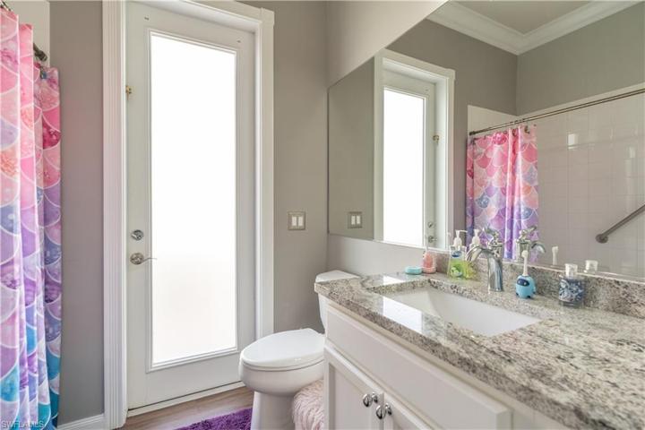 8506 Deimille CT, NAPLES FL 34114