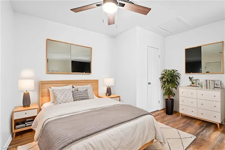 Efficiency / Attached Apartment