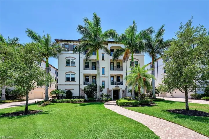 16374 Viansa Way 301, Naples, Florida 34110