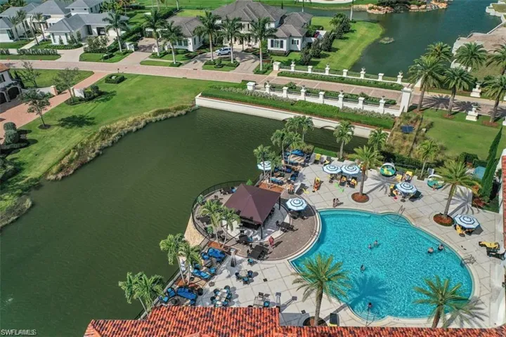 16374 Viansa Way 301, Naples, Florida 34110