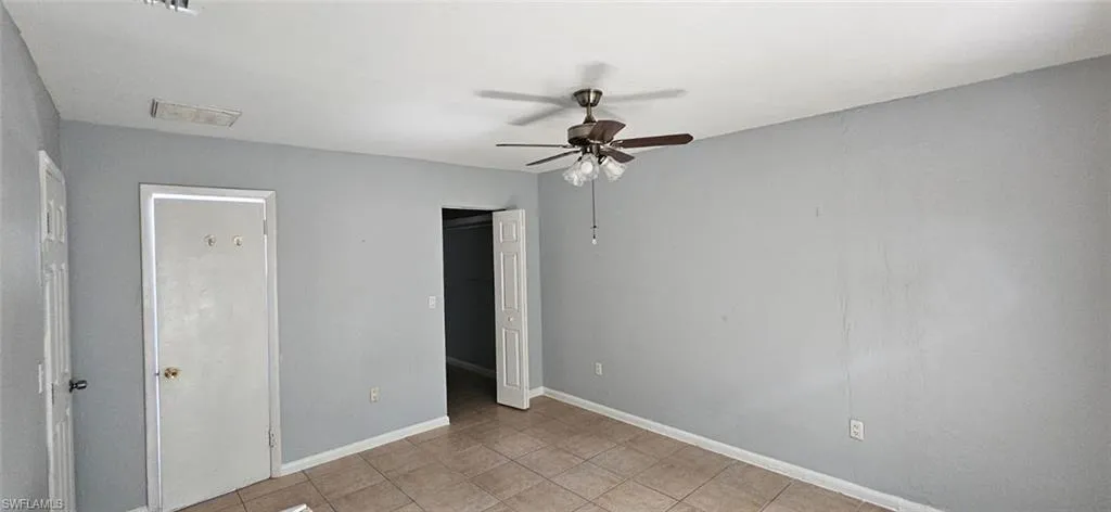 1819 41st Ter Sw, Naples, Florida 34116
