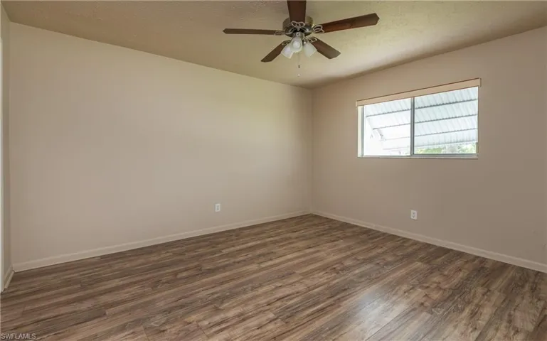 3720 SE 12th  PL, Cape Coral, FL 33904