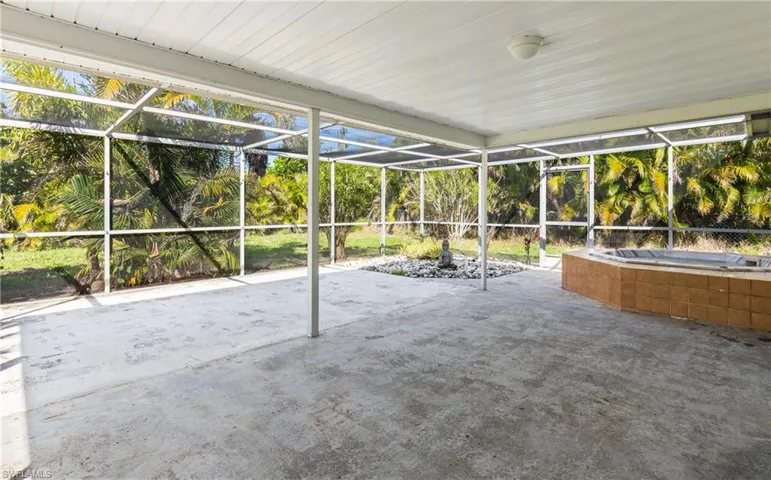 3720 SE 12th  PL, Cape Coral, FL 33904