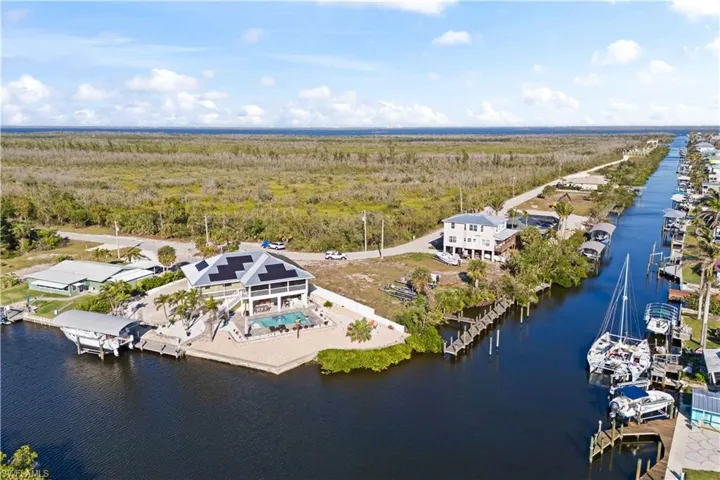 Florida living at its finest!