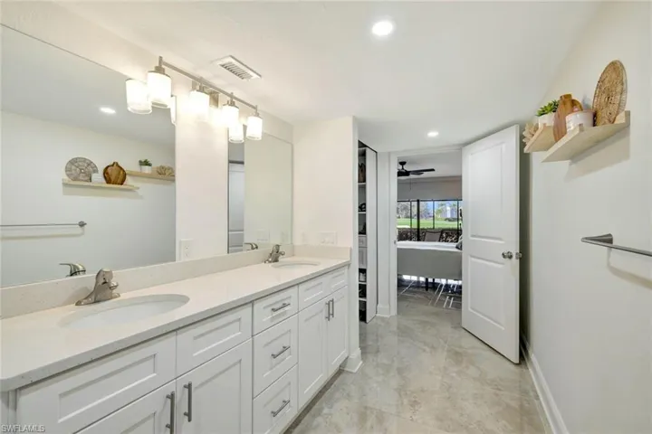 Dual Sinks, Extra Storage