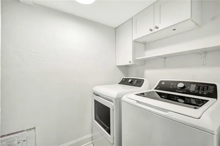 Inside Laundry- Full Size Washer and Dryer
