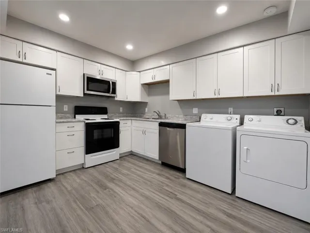 3509 Se 15th Pl 3, Cape Coral, Florida 33904