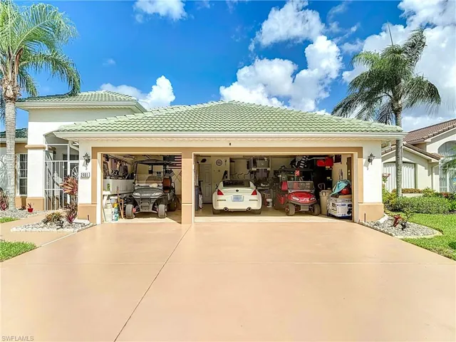 2401  Palo Duro  BLVD, North Fort Myers, FL 33917