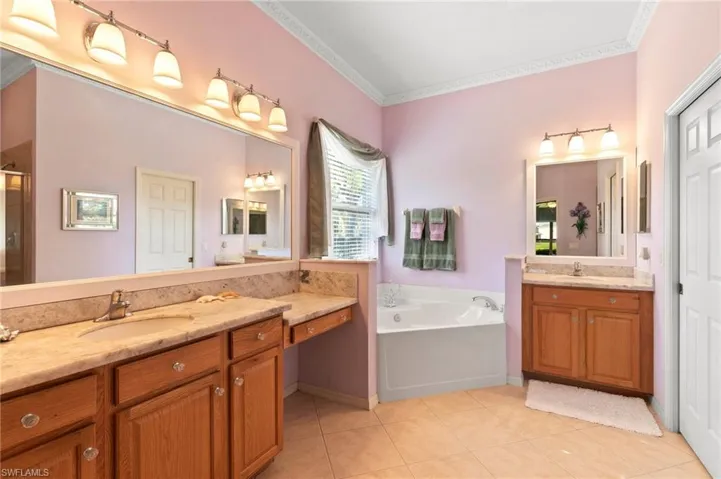 2720  Orange Grove  TRL, Naples, FL 34120
