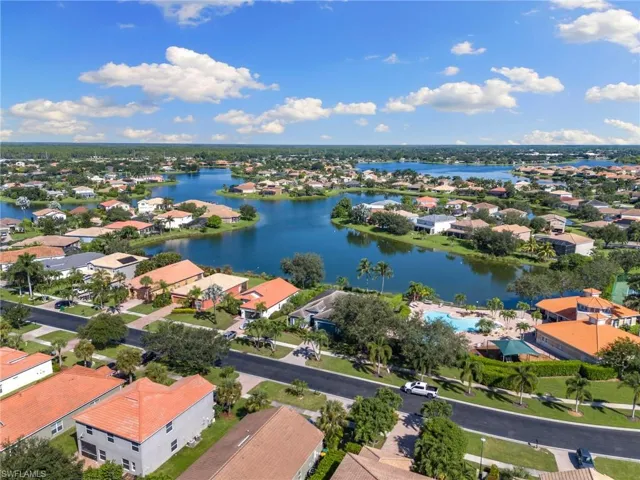 2720  Orange Grove  TRL, Naples, FL 34120