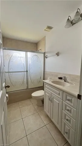 2712 5th St W, Lehigh Acres, Florida 33971