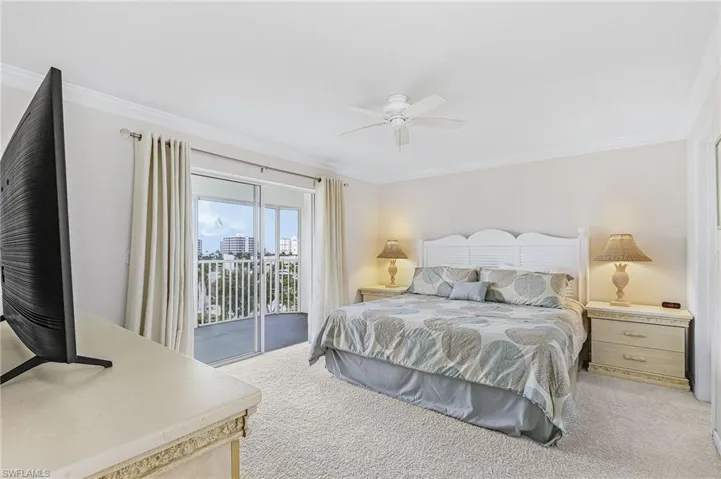 4571 Bay Beach Ln 473, Fort Myers Beach, Florida 33931