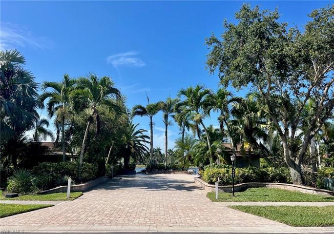 4865  Southern Breeze  DR, NAPLES, FL 34114