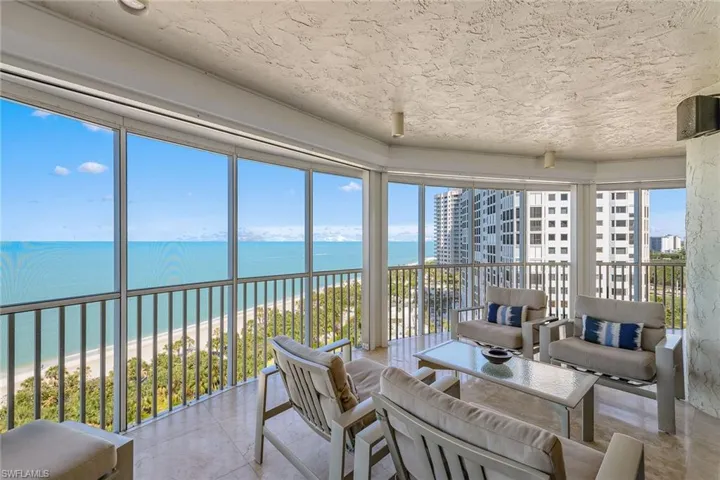 8111  Bay Colony  DR, Naples, FL 34108
