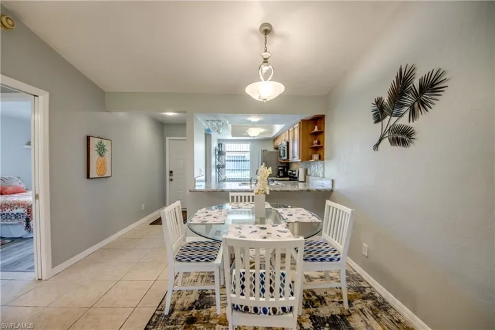 16521  Bayleaf  LN, Fort Myers, FL 33908